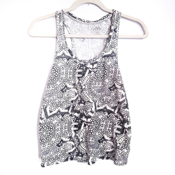 Urban Outfitters Tank Top S Small Scoop Neck Racerback - Picture 1 of 5